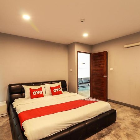 Oyo 150 3Q Chiangmai Residence Чиангмай Екстериор снимка