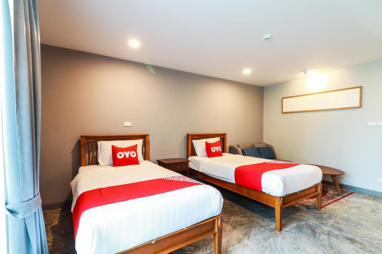 Oyo 150 3Q Chiangmai Residence Чиангмай Екстериор снимка