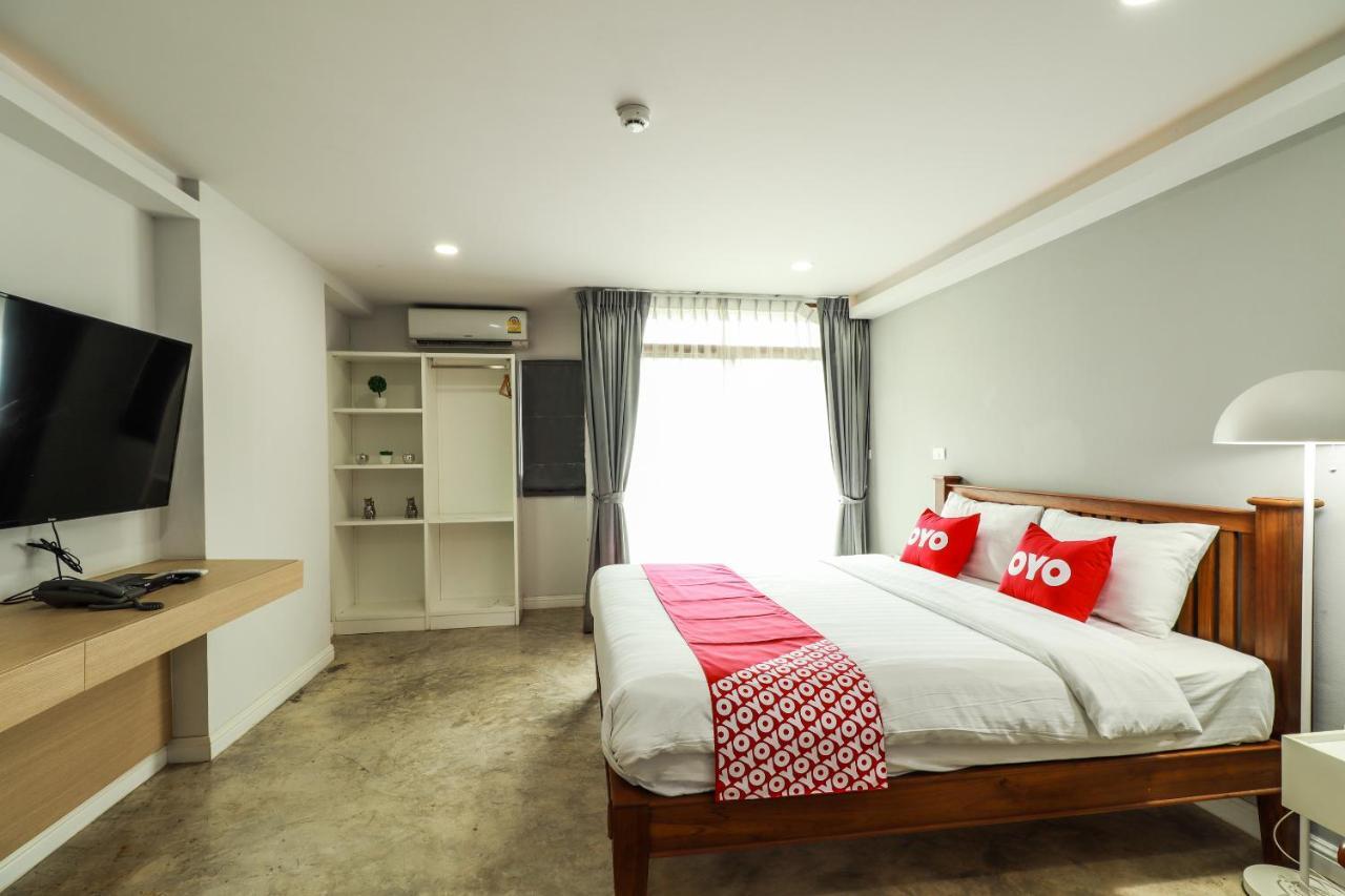 Oyo 150 3Q Chiangmai Residence Чиангмай Екстериор снимка