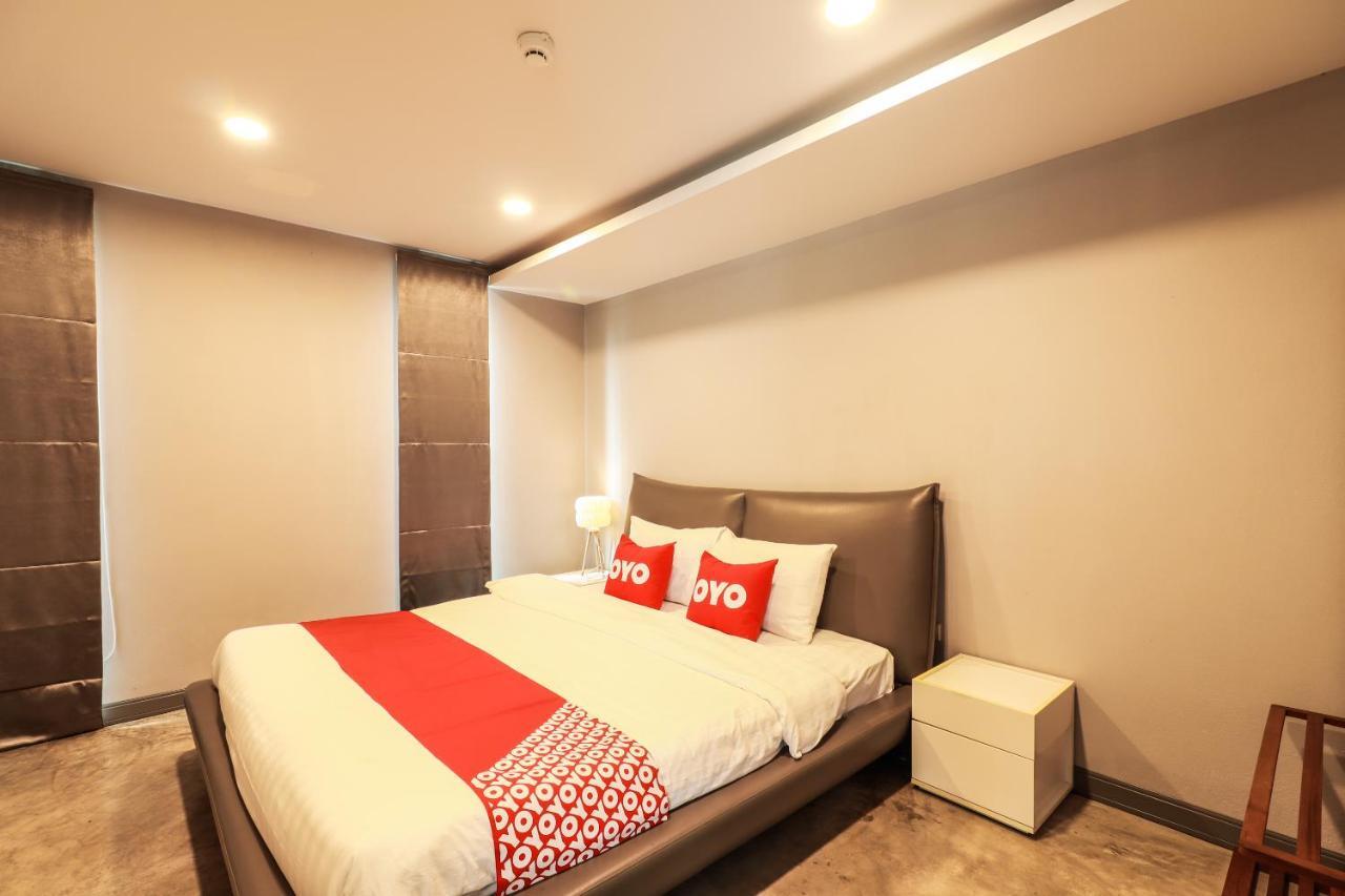 Oyo 150 3Q Chiangmai Residence Чиангмай Екстериор снимка