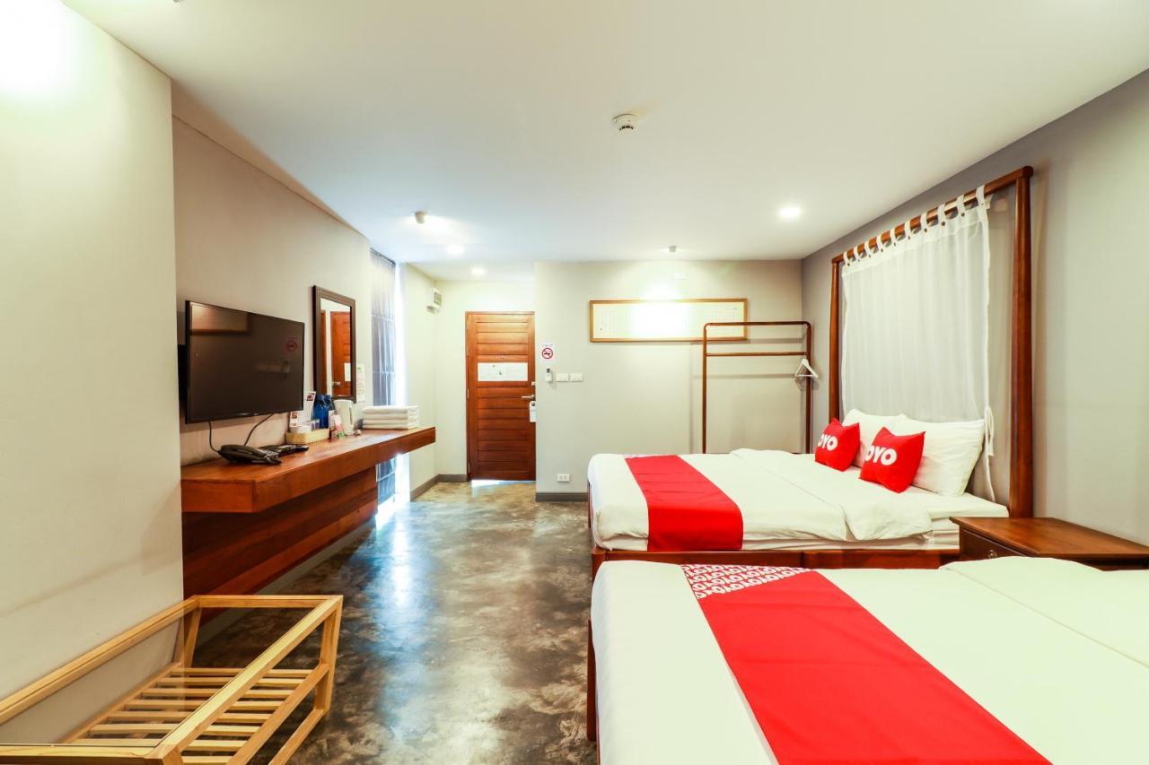 Oyo 150 3Q Chiangmai Residence Чиангмай Екстериор снимка